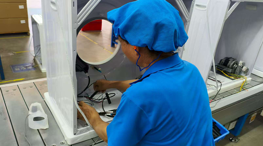 一機(jī)多能，呵護(hù)全家衣物