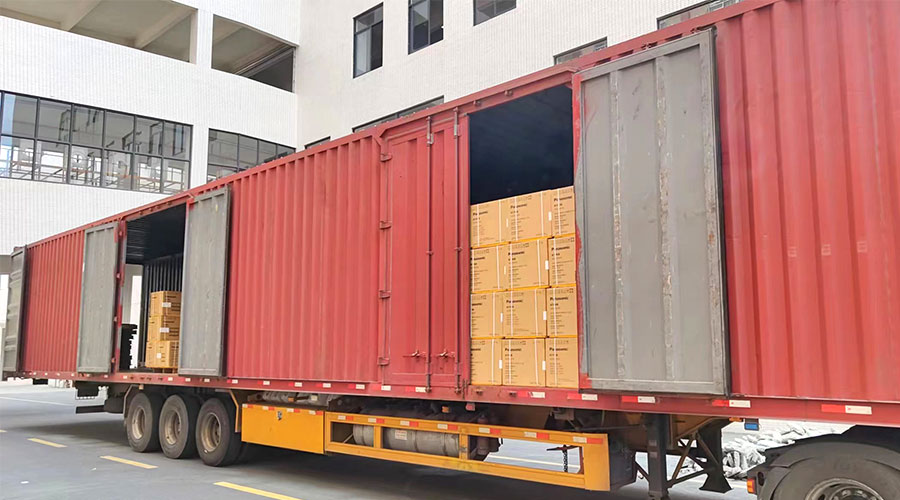 使命必達(dá)！高效完成國(guó)內(nèi)知名品牌客戶迷你洗衣機(jī)裝柜發(fā)貨
